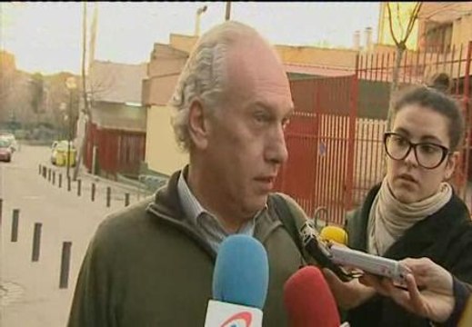 Iñaki Santa, propietario del Santa Illa: Llevamos unos tres años muy duros, con padres que no pueden pagar y a veces no podemos cubrir tanto