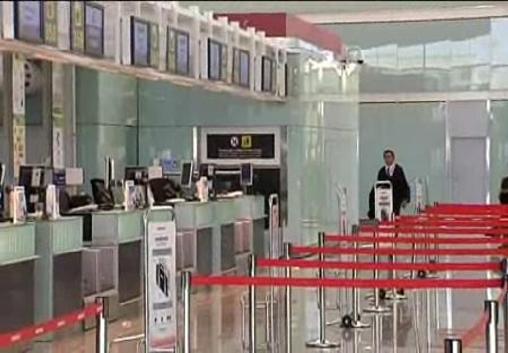 Más de un centenar de vuelos cancelados hoy por la huelga de pilotos de Iberia