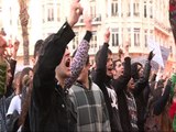 Cientos de estudiantes marchan por las calles de Valencia