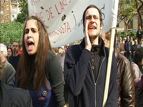 Protesta de vecinos de Nou Barris en Barcelona