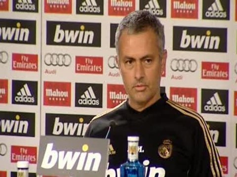 Mourinho: Es estúpido dejar marchar a Higuaín