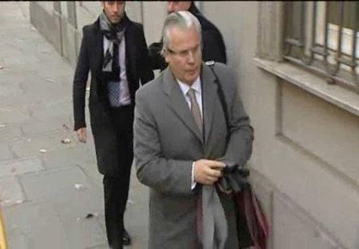 Garzón, absuelto en el caso del franquismo