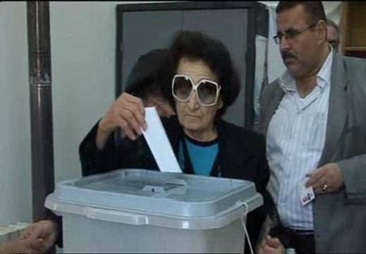 Siria vota en referéndum su nueva Constitución