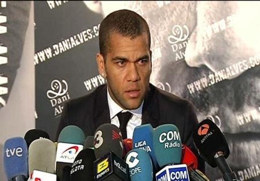 Dani Alves: Perder a Guardiola no pasa por mi cabeza