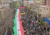 Cientos de manifestantes celebran en Irán el 33 aniversario de la revolución islámica