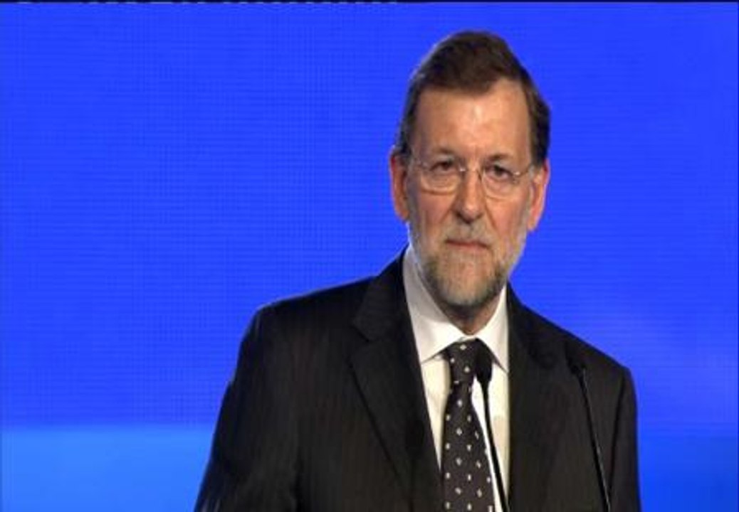 Rajoy defiende la reforma laboral en la clausura del congreso del PP