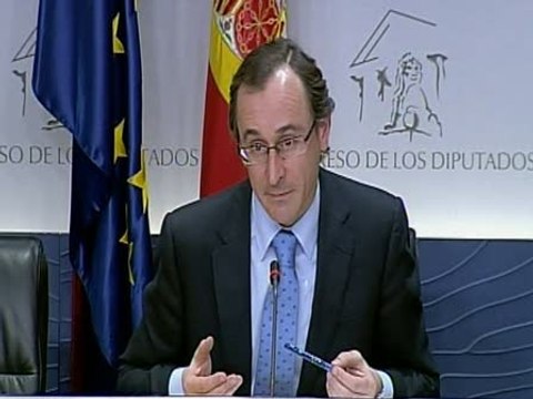 PP niega que su pacto con CiU sea un cambio de cromos