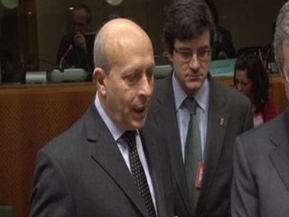 Wert habla de abandono escolar con sus homólogos