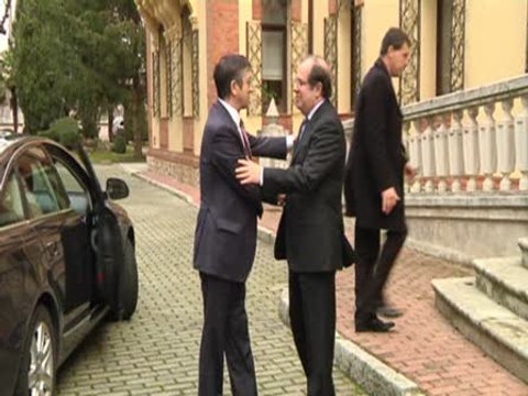 López: El Gobierno vasco no tiene facturas en el cajón