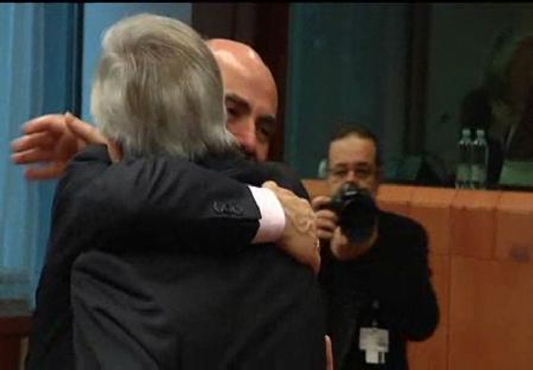 Bruselas presiona al gobierno español para que reduzca su "inaceptable" tasa de paro