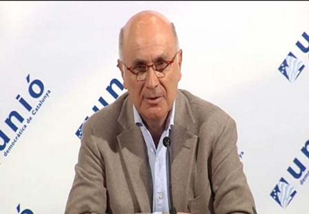 Considera la reforma "bien orientada" porque "nos acerca a Europa"