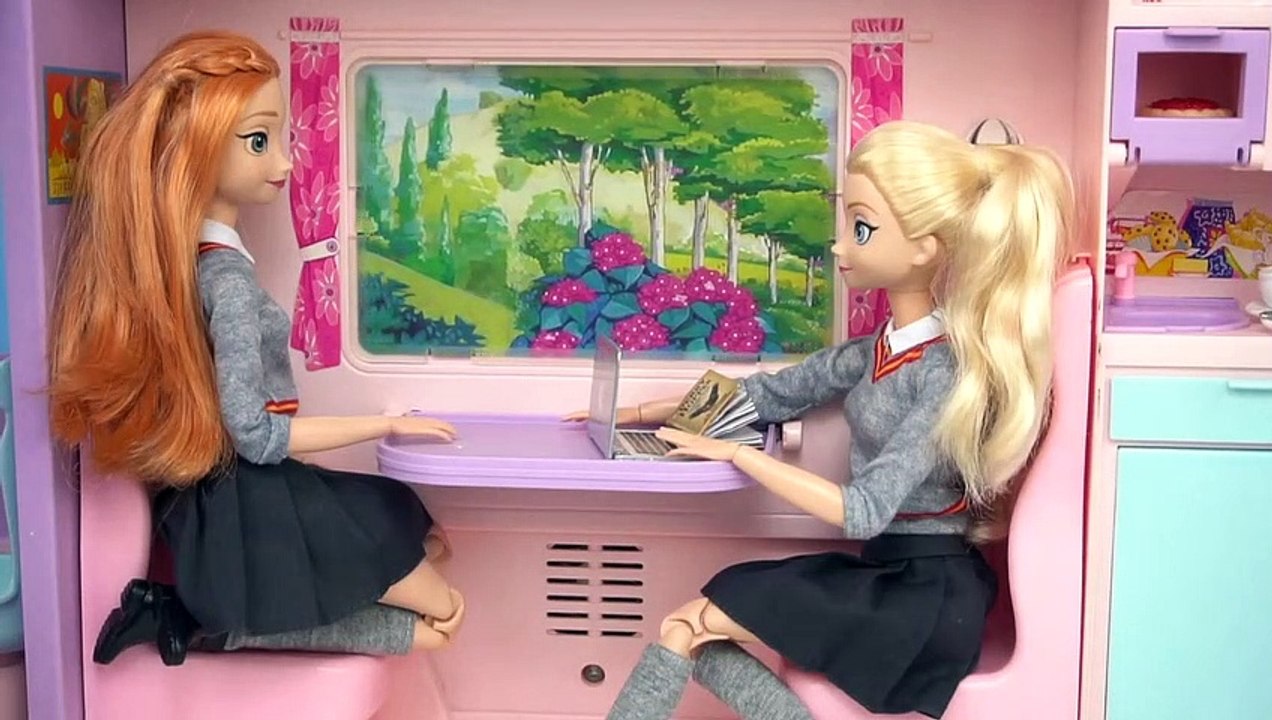 Barbie Rapunzel & Elsa Train Travel Evening Routine - Barbie Doll Train Toy | Boomerang