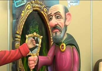 Valencia inaugura la exposición de los Ninots que arderán este año