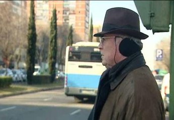 El frío paraliza la vida en las calles