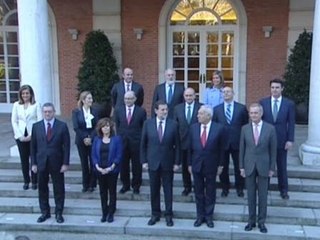 El PP pierde dos puntos en enero según el CIS