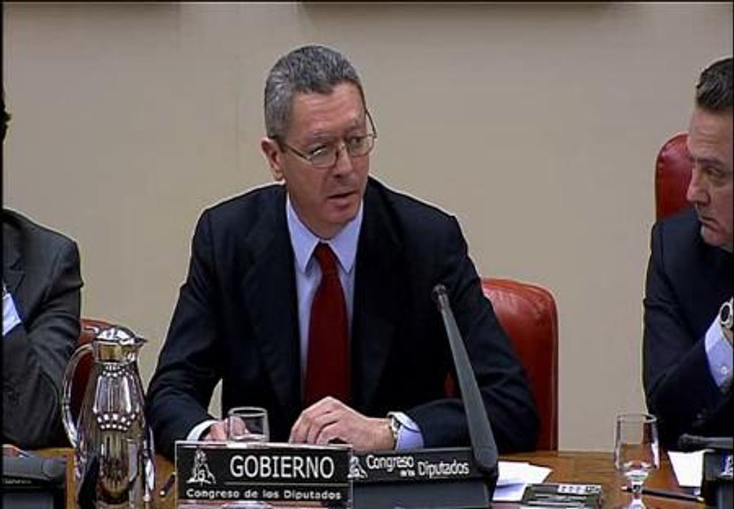 Gallardón pone la petición de perdón individualizada como requisito para cualquier medida de gracia