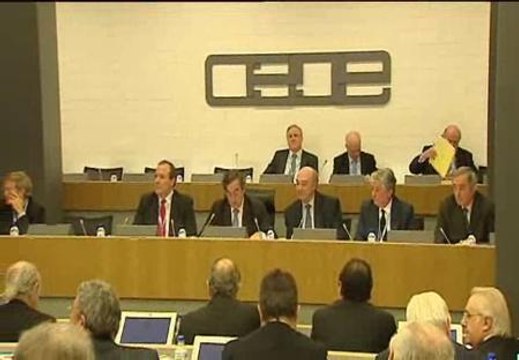 Empresarios y sindicatos se reúnen hoy para tratar de cerrar un pacto social