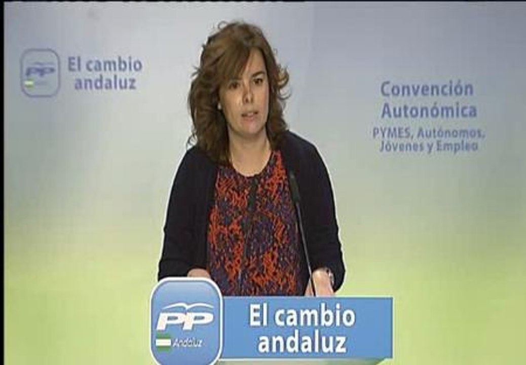 Saénz de Santamaría pide a los agentes sociales que "apuren las horas y los minutos"