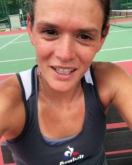 NOTRE MARRAINE CHLOÉ PAQUET NOUS SOUHAITE UNE BONNE ANNEE !!!