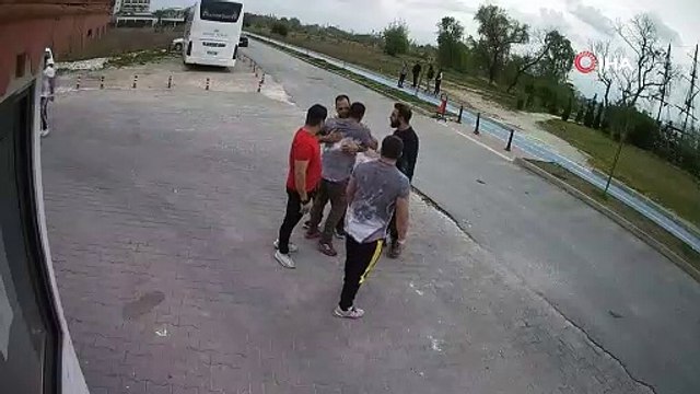 Otobüs şoförüyle tartışan İranlı turistler ortalığı birbirine kattı