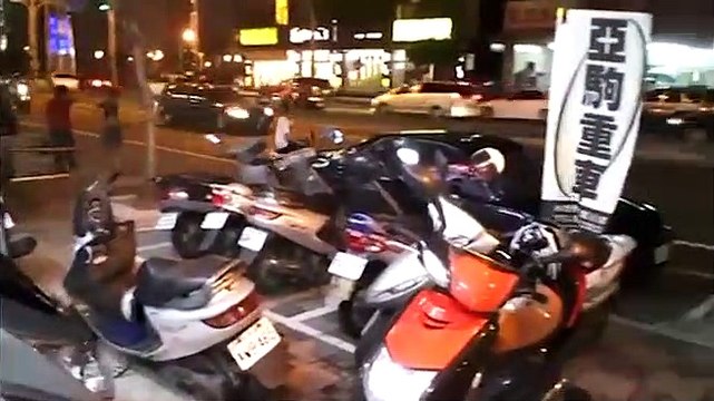 Soi huyền thoại Honda một thời, dân thành thị ai cũng ao ước sở hữu