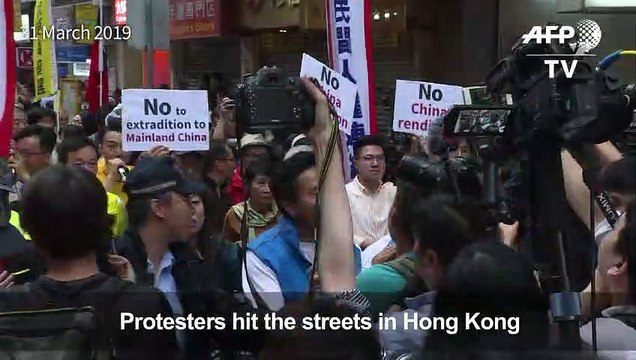 Thousands protest in Hong Kong over China extradition law