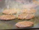 La mejor hamburguesa de Nueva York posee sello vasco, su salsa es secreta y tiene sabor solidario