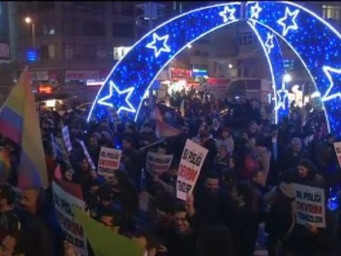 Erdogan remodela su Gobierno tras la dimisión de tres ministros por corrupción