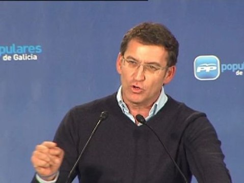 Feijóo: Los dos libros más caros de la Historia de España son los de Solbes y Zapatero