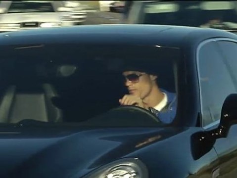 Cristiano pasa el reconocimiento médico