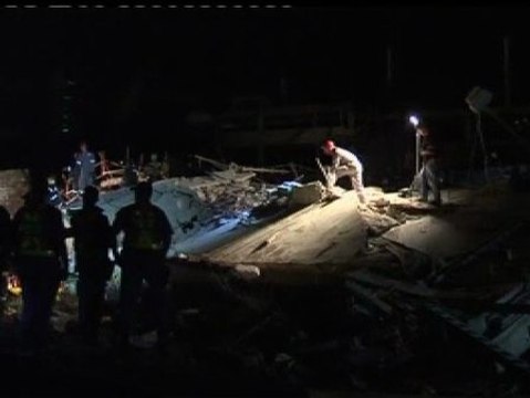 Al menos 50 personas atrapadas en un derrumbe de un centro comercial en Sudáfrica