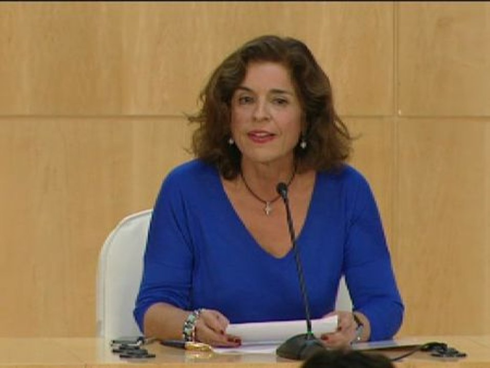 Botella: "Es necesario abordar las normas que regulan el derecho a huelga, insuficientes y obsoletas"
