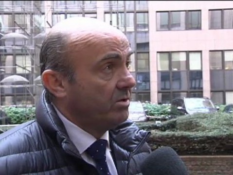De Guindos anuncia una salida limpia del rescate de la UE a España