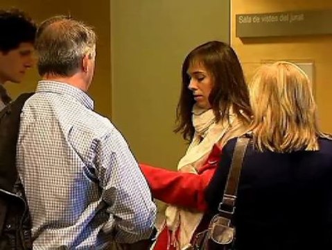 Una pianista se enfrenta a una pena de prisión de hasta siete años por ensayar en casa.