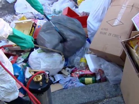 Empresa y sindicatos lejos de llegar a un acuerdo en el octavo día de huelga