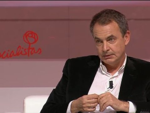Zapatero: No se puede ser socialista sin ser también feminista