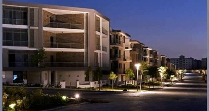 شقة رائعة مع حديقة في موقع متميز جدا في تاج سلطان