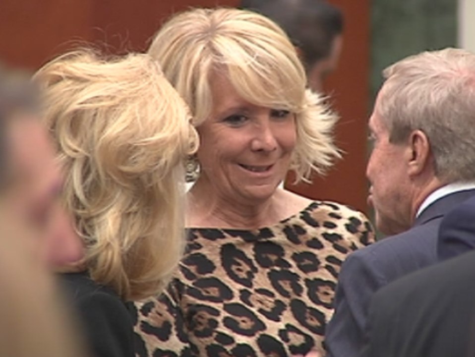 El Gobierno da la espalda al expresidente Aznar