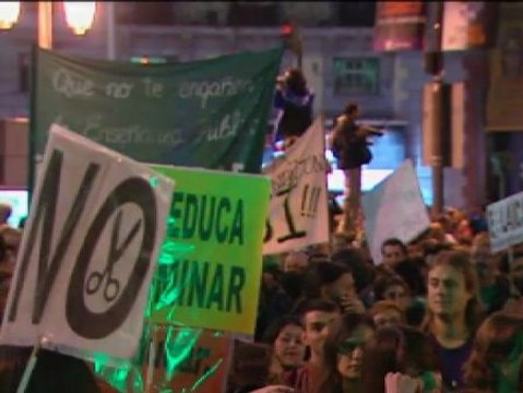 El Gobierno recorta las becas Erasmus