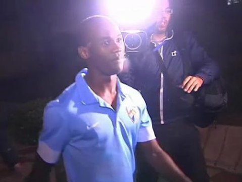 Damien Perquis abandona el hospital de Málaga con una doble fractura de mandíbula