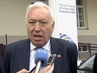 Margallo califica de "puro ilusionismo" y "vía sin salida" la independencia de Cataluña