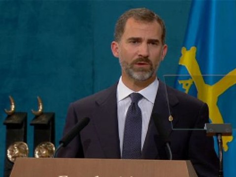 Don Felipe: la sociedad exige una reflexión rigurosa para no caer en errores