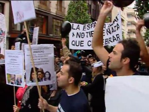 Jornada de protestas antes de la entrega de los premios Príncipe de Asturias en Oviedo