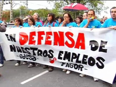 Los trabajadores de Fagor se manifestan por su futuro