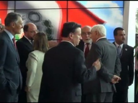 La cumbre iberoamericana finaliza sin poner fin a su crisis