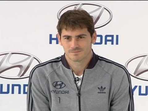 Casillas: A todo jugador cuando no está disfrutando del fútbol se le pasa por la cabeza el tomar alguna decisión