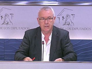 Cayo Lara: "Son los presupuestos de las tres pes: paro, pobreza y pesimismo"