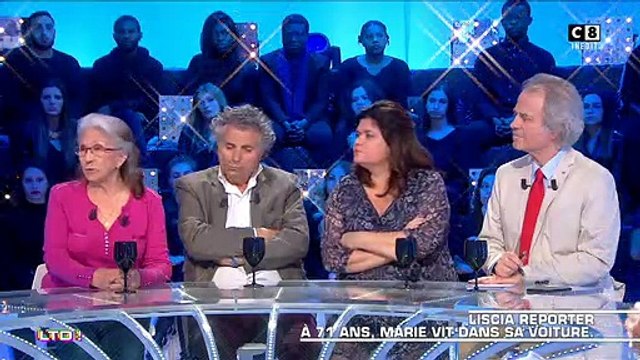 En larmes, Raquel Garrido propose à Marie, 71 ans, SDF de venir dormir chez elle : Je ne supporte pas que vous dormiez dans votre voiture ce soir