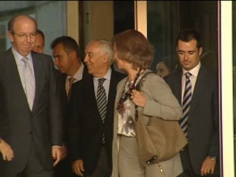 Doña Sofía sobre el rey: Está muy bien de ánimo, estupendamente