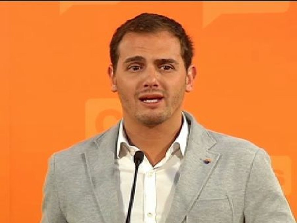 Ciutadans aboga por un pacto contra los independentistas catalanes